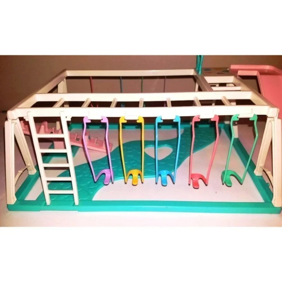 Vintage Quints Doll set w/ Playground - Picture 3 of 12